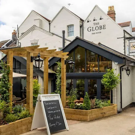 The Globe, Warwick, Warwickshire - Brunning & Price-3