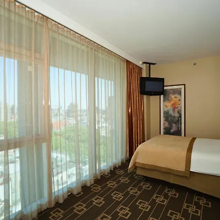 Wyndham Garden Chinatown-2