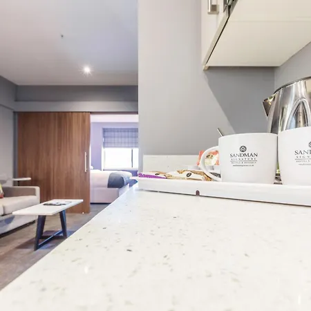 Sandman Signature Aberdeen Hotel & Spa-2