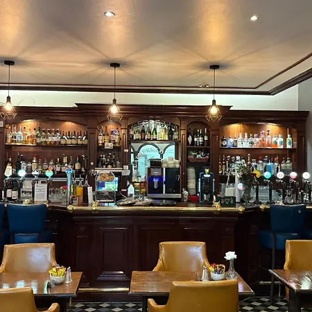 Westlodge Hotel & Leisure Centre-3