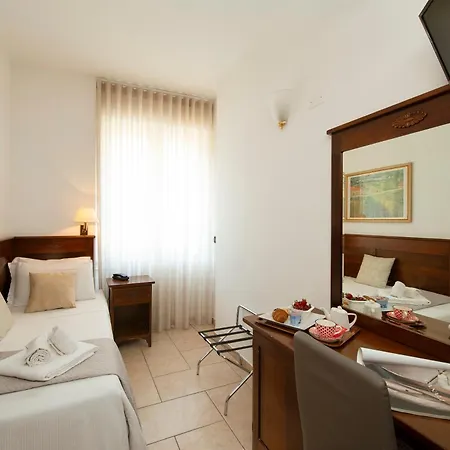 Hotel Nuovo Metrò-3
