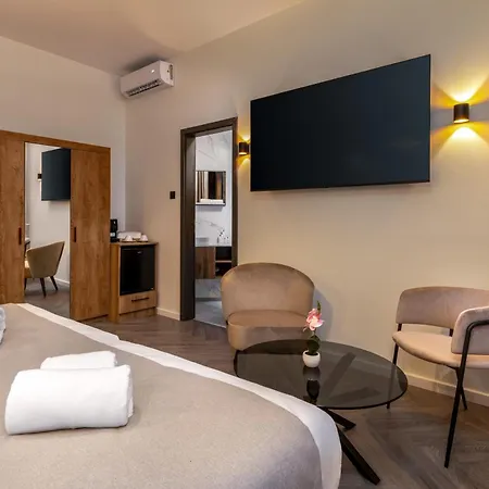 Evergreen Suites Budapest-2