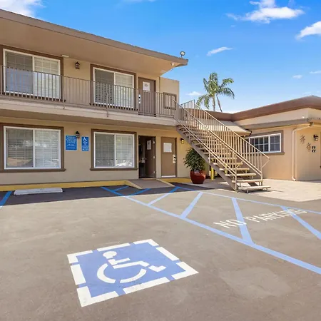 Hotel 414 Anaheim-3