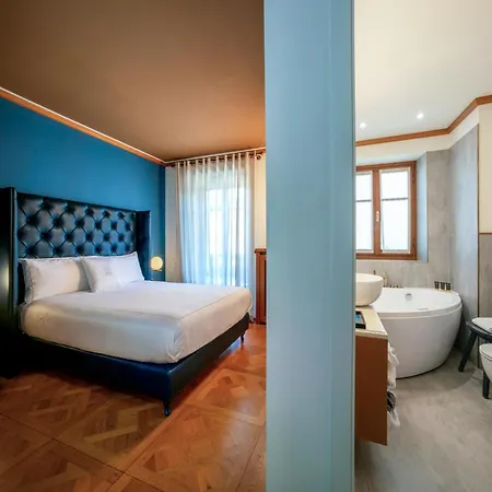 Ambra Cortina Luxury&Fashion Hotel-2