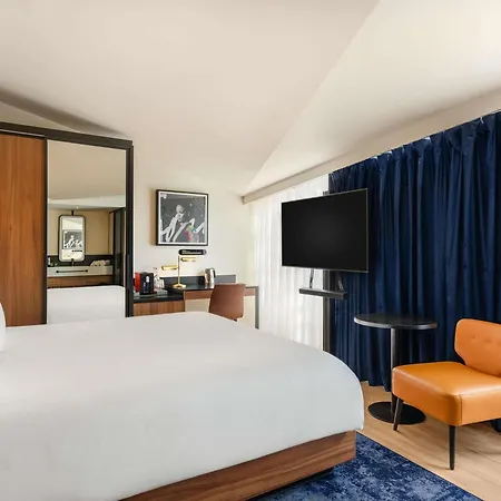 Pullman Budapest-3