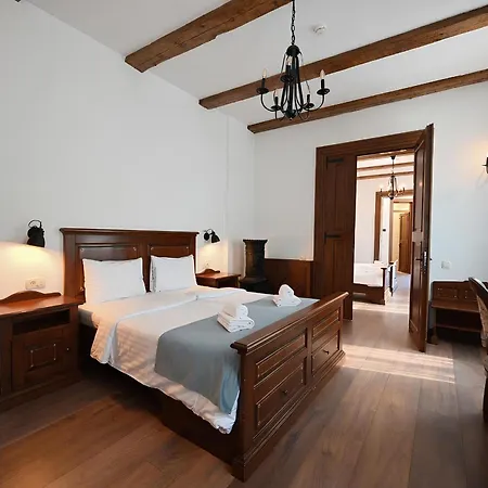 Casa Chitic Hotels-3