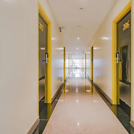 Hotel O Langford Suites-2