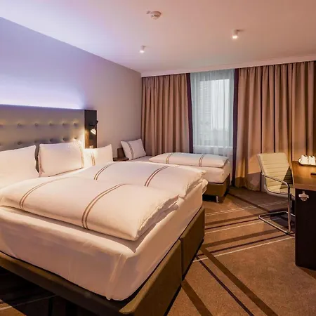 Premier Inn Dresden City Centre-2