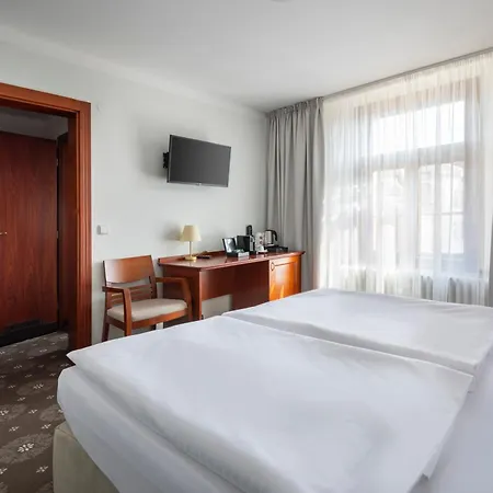Hotel Lunik-3