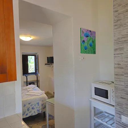 Il Borgo Di Campi-2
