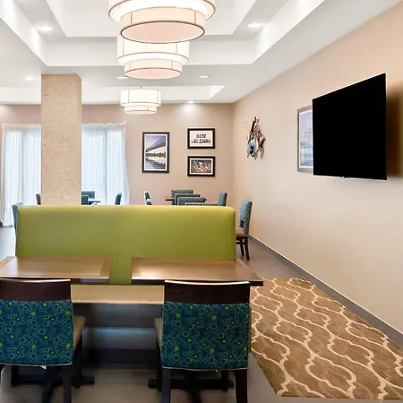 Comfort Suites New Orleans East-2