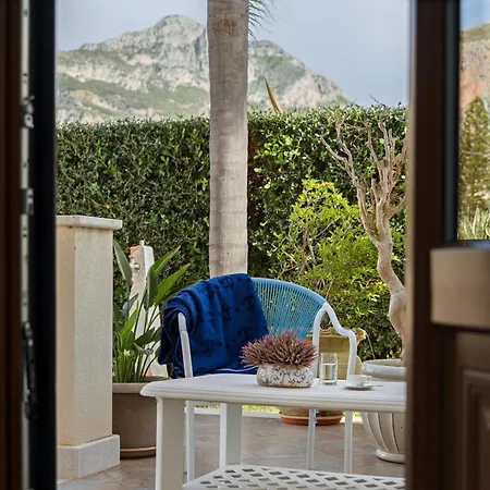 Athena Bed & Breakfast-3