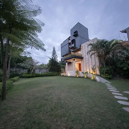 Padang Padang Inn-3