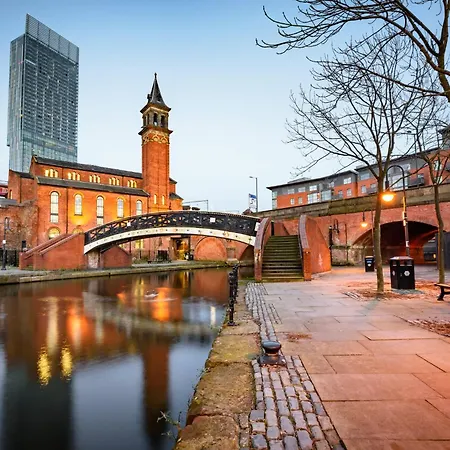 Holiday Inn Express Manchester - Salford Quays By Ihg-2