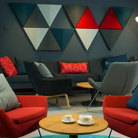 Holiday Inn Express Birmingham Airport Nec By Ihg-2
