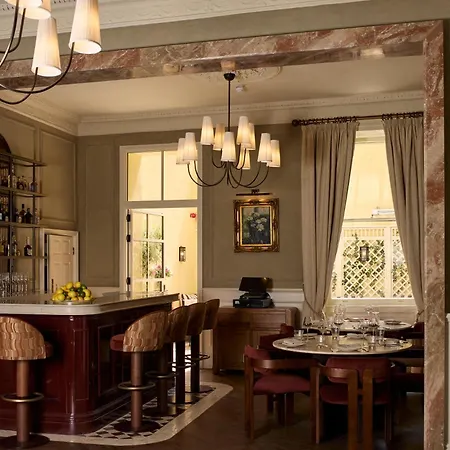 The Leonard Hotel-2