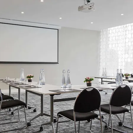 Moevenpick Hotel Auckland-2
