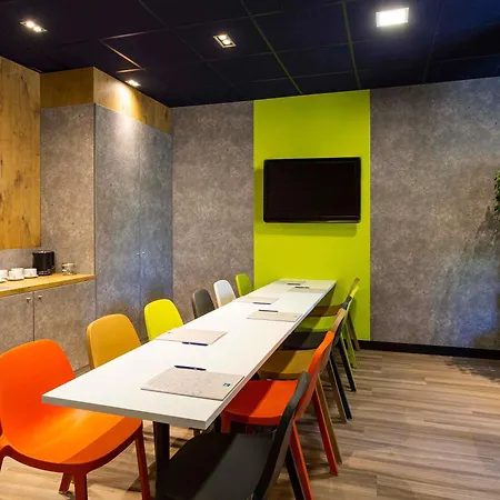 Ibis Budget Bordeaux Centre - Gare Saint Jean-2