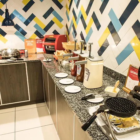 Hampton By Hilton London Croydon-3