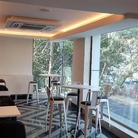 Cheqinn Hostel - Sukhumvit 4 Nana Plaza-2