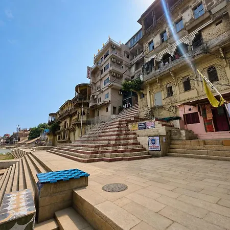 Hotel Sita Wake Up To The Ganges In The Spiritual Heart Of Varanasi-2