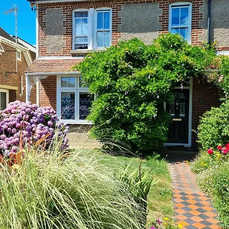 The Witterings Bed And Breakfast-3