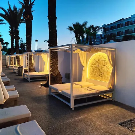 Bohemian Gardens Hotel-2