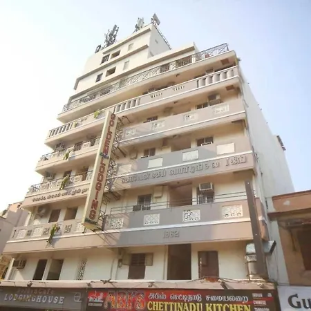 Hotel O Golden Cafe-3