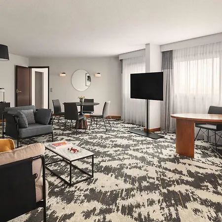 Sheraton Frankfurt Airport Hotel & Conference Center-3