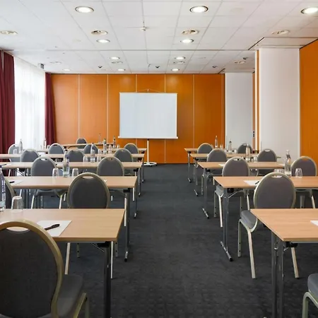 H+ Hotel Hannover By Sunday Hotels-3