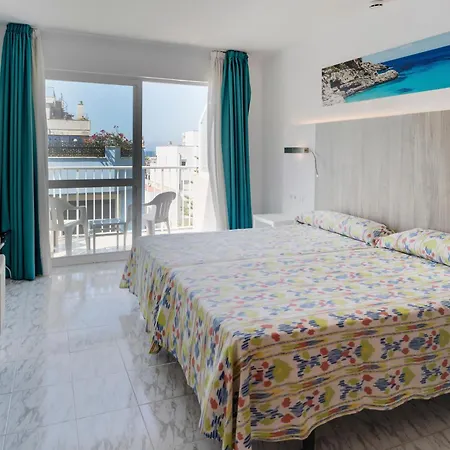 Hotel Amic Can Pastilla-3