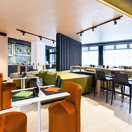 Novotel Tours Centre Gare-2