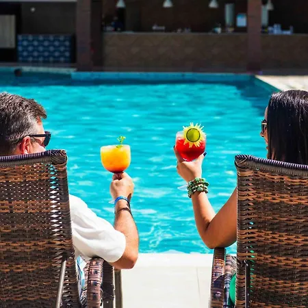 Nauticomar Resort All Inclusive & Beach Club-2