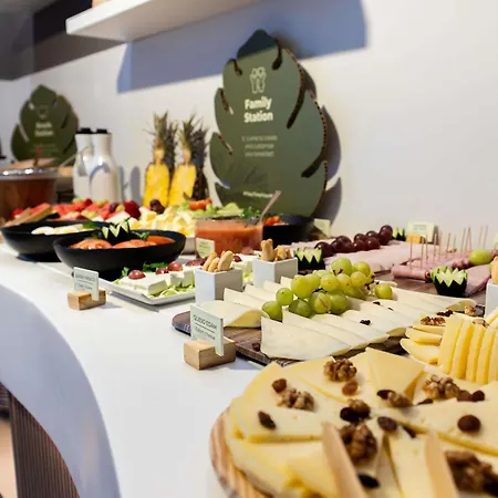 Novotel Suites Malaga Centro-2