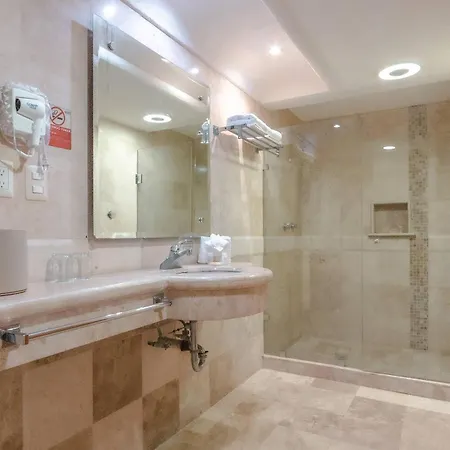 Quality Inn Mazatlan-2