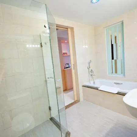 Parinda Hotel - Near Benjakitti Park & Queen Sirikit National Convention Center-2