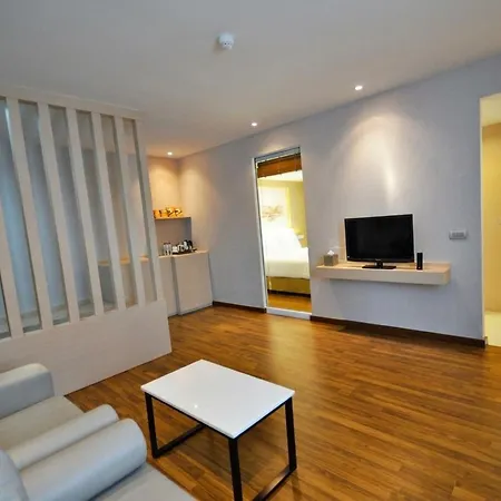 Parinda Hotel - Near Benjakitti Park & Queen Sirikit National Convention Center-3