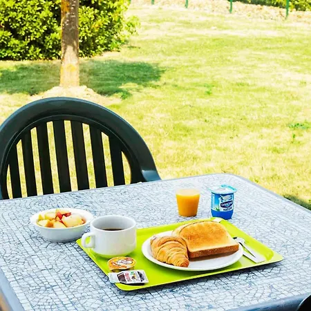 Ibis Budget Chartres-2