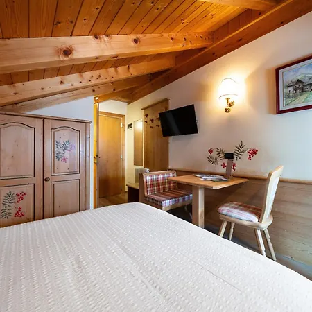 Hotel Garnì La Montanara-3