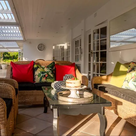 Beluga Of Constantia Guest House-2