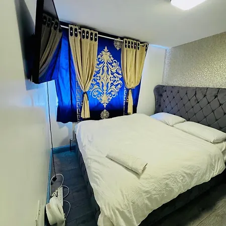 Unique Private Rooms-3