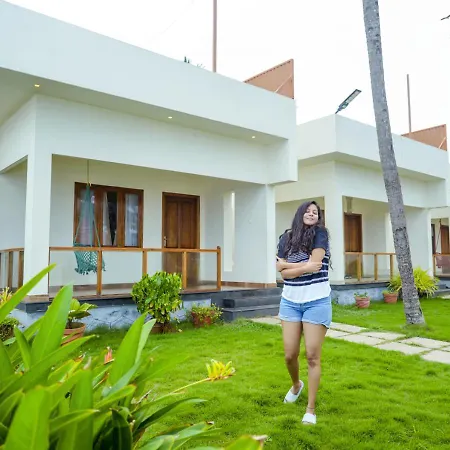 Solaris Beach View Resort & Spa By Voye Homes-2