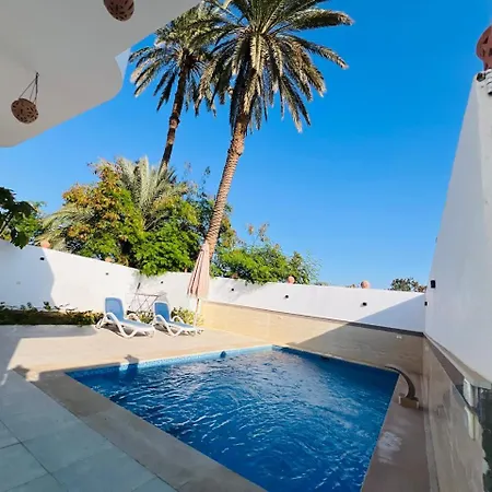 Sunwing House-2