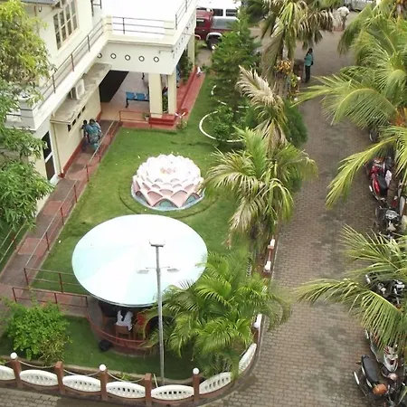 Green Grass Hotel&Restaurant-3