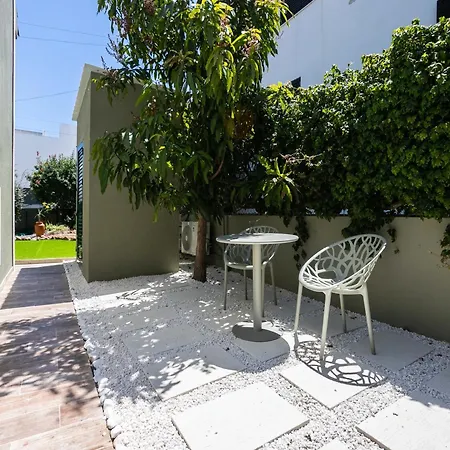 Walk In Hostel Faro Airport-2