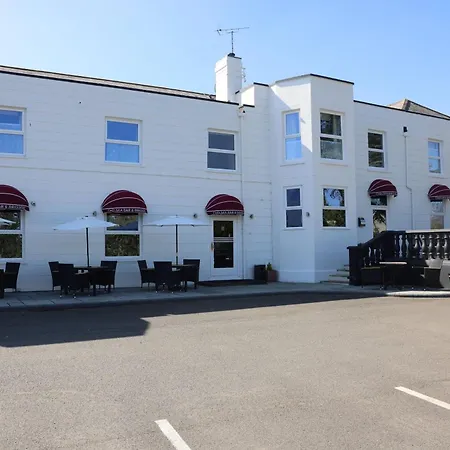 Ramada By Wyndham Cheltenham-3