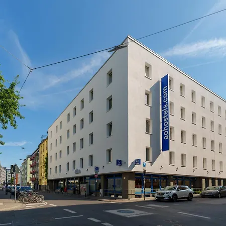 A&O Koeln Neumarkt-3