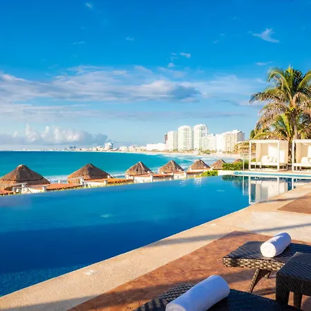 Krystal Grand Cancun All Inclusive-3