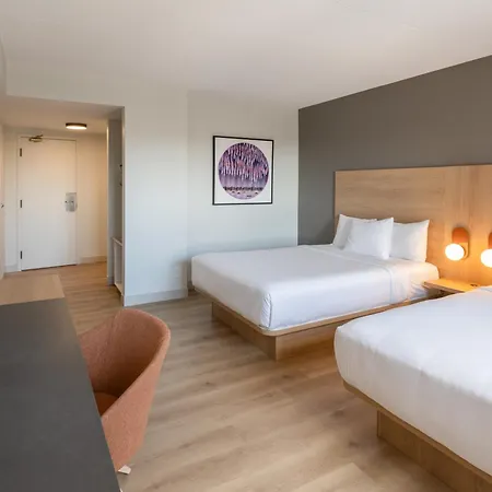 Norwood Hotel-2