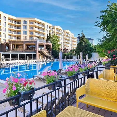 Apart Hotel Golden Line-2